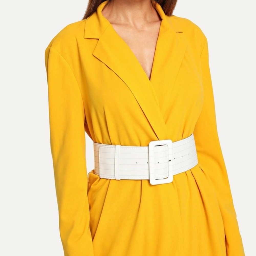 Strips wide belt